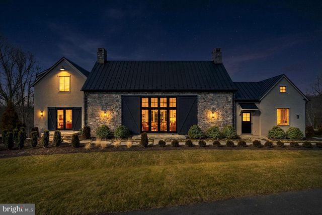 1 FOXTROT KNOLL LN, Middleburg, VA 20117