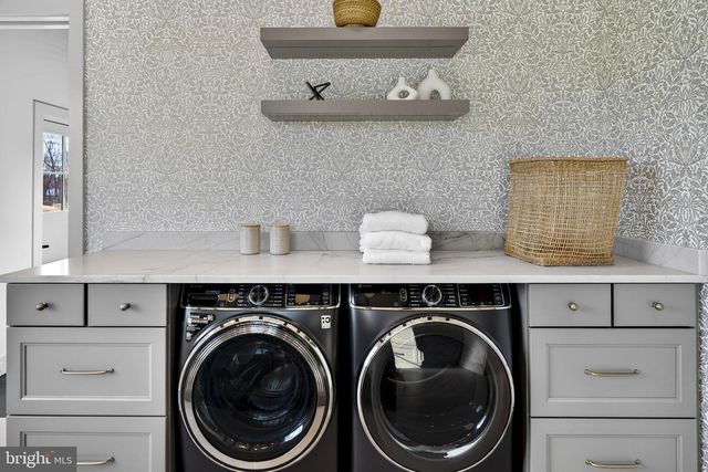 1 FOXTROT KNOLL LN, Middleburg, VA 20117