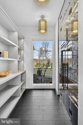 1 FOXTROT KNOLL LN, Middleburg, VA 20117