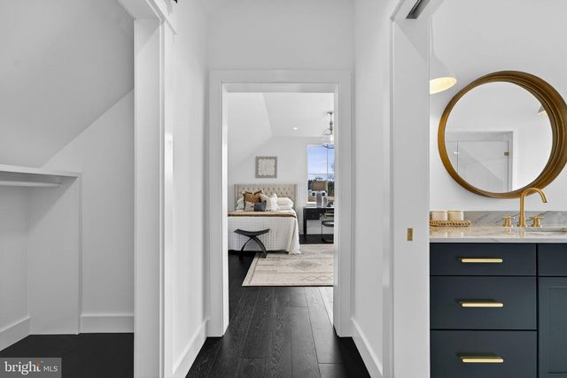 1 FOXTROT KNOLL LN, Middleburg, VA 20117