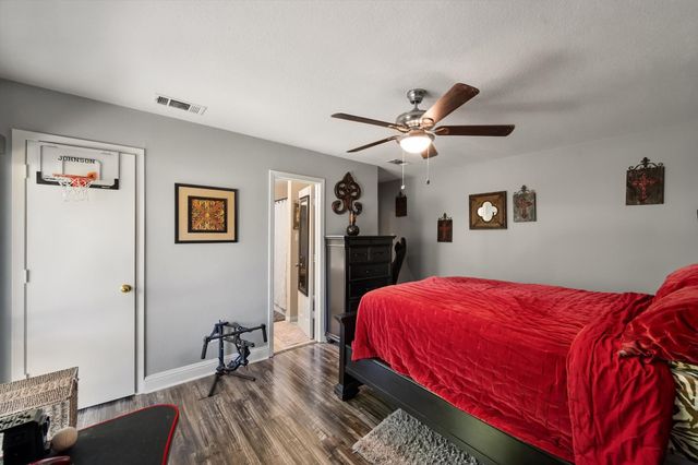 656 The Meadows Parkway, Desoto, TX 75115