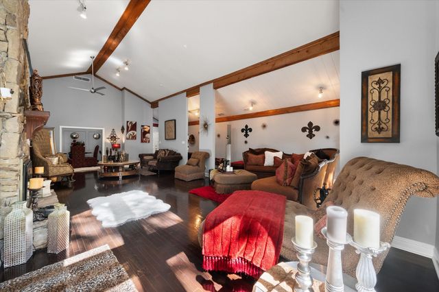 656 The Meadows Parkway, Desoto, TX 75115