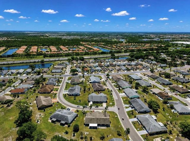 319 LINGER LANE, Sun City Center, FL 33573