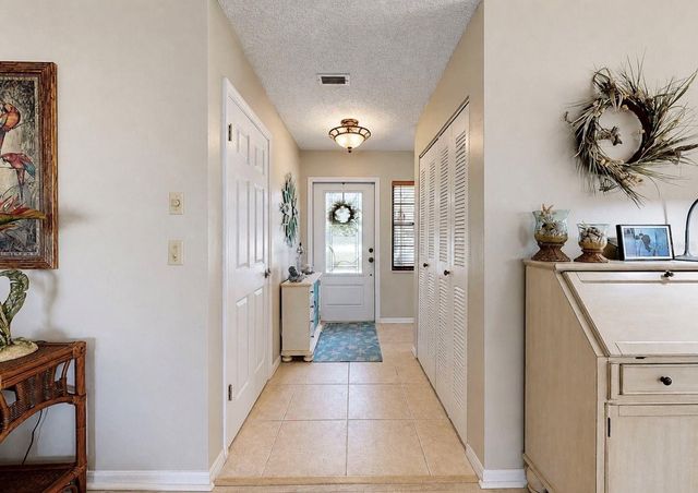 319 LINGER LANE, Sun City Center, FL 33573