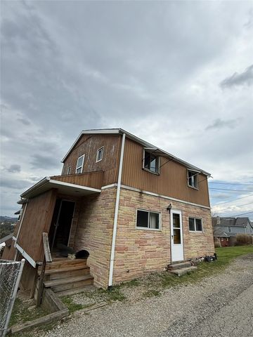 1816 New York Ave, Port Vue, PA 15133