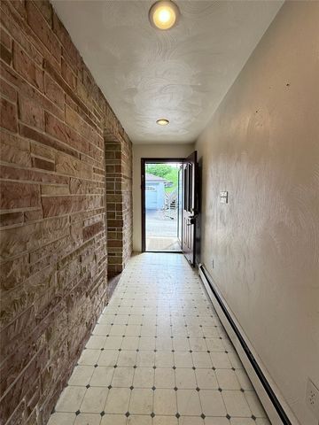 1816 New York Ave, Port Vue, PA 15133