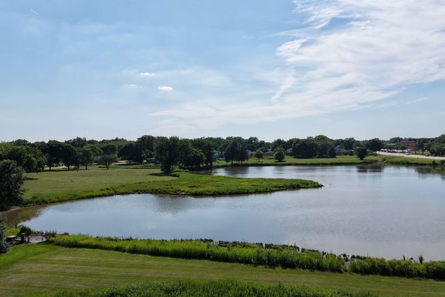 31 S Salem Drive, Schaumburg, IL 60193