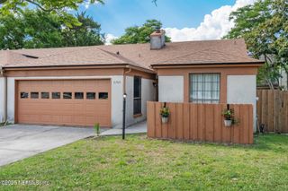 9709 FAWN BROOK Circle N, Jacksonville, FL 32256