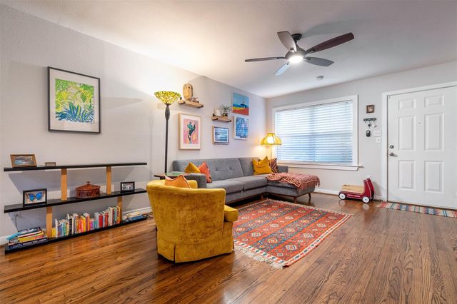 4411 Billingsley Street, Houston, TX 77009