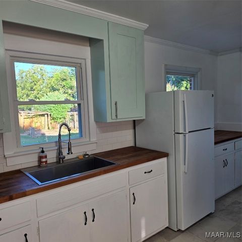 137 Odell Street, Prattville, AL 36066