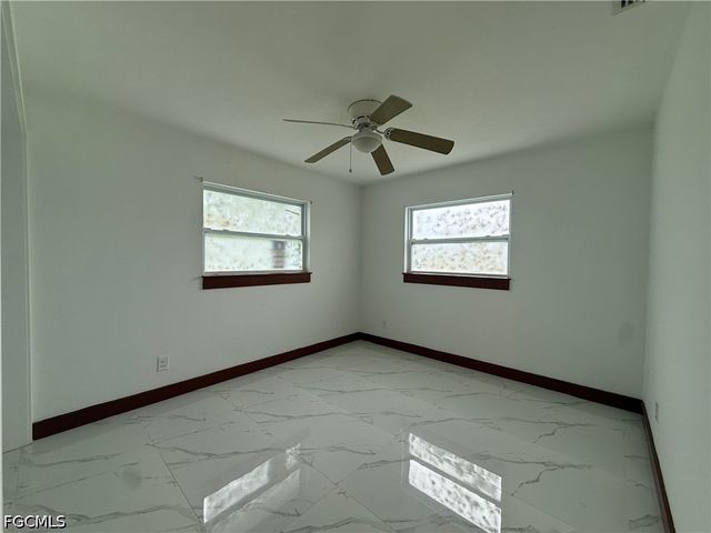 511 York RD, Lehigh Acres, FL 33936