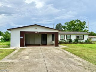 511 York RD, Lehigh Acres, FL 33936