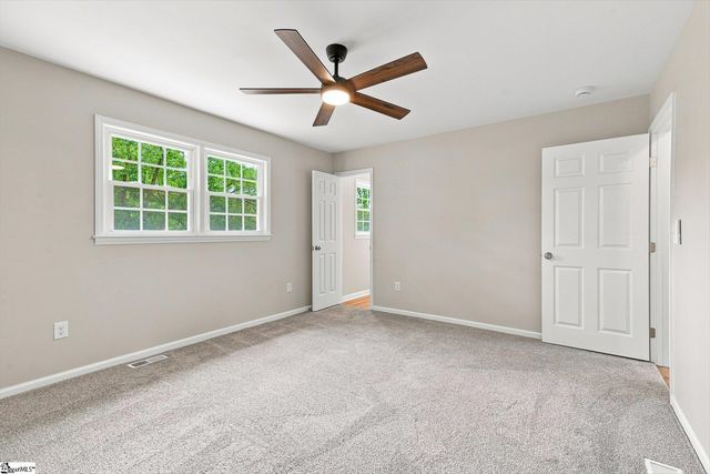 420 Cloverdale Lane, Simpsonville, SC 29681