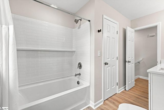 420 Cloverdale Lane, Simpsonville, SC 29681
