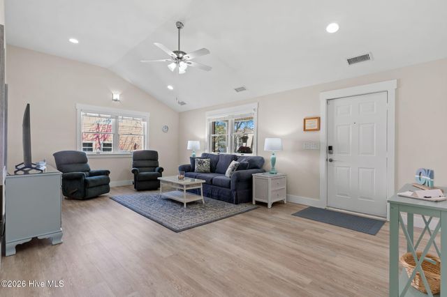 309 NE 41st Street, Oak Island, NC 28465