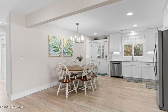 309 NE 41st Street, Oak Island, NC 28465