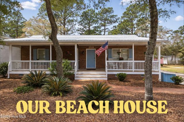 309 NE 41st Street, Oak Island, NC 28465