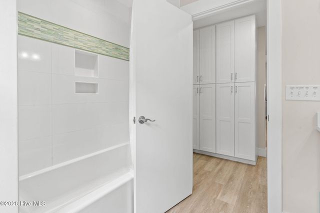 309 NE 41st Street, Oak Island, NC 28465