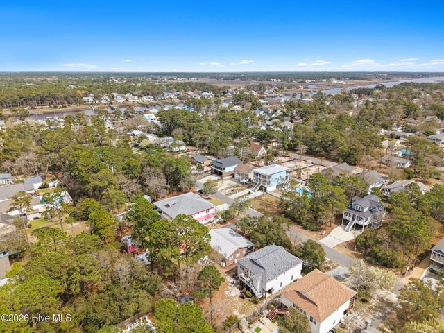 309 NE 41st Street, Oak Island, NC 28465