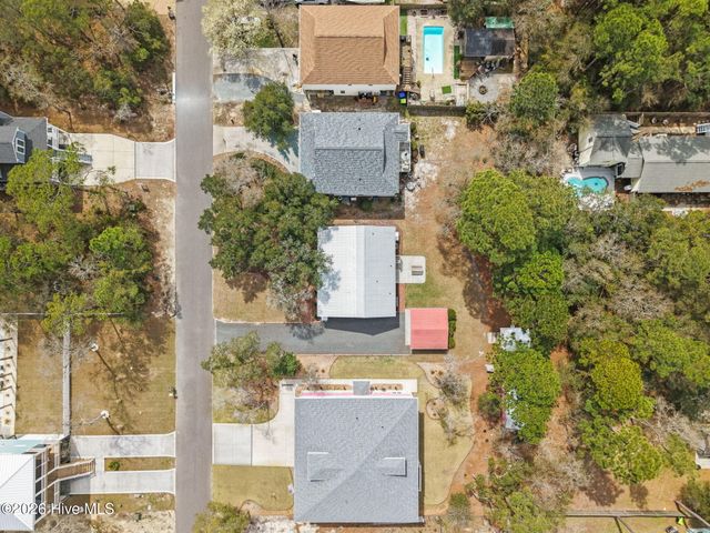 309 NE 41st Street, Oak Island, NC 28465