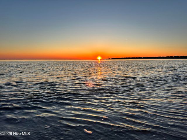 309 NE 41st Street, Oak Island, NC 28465