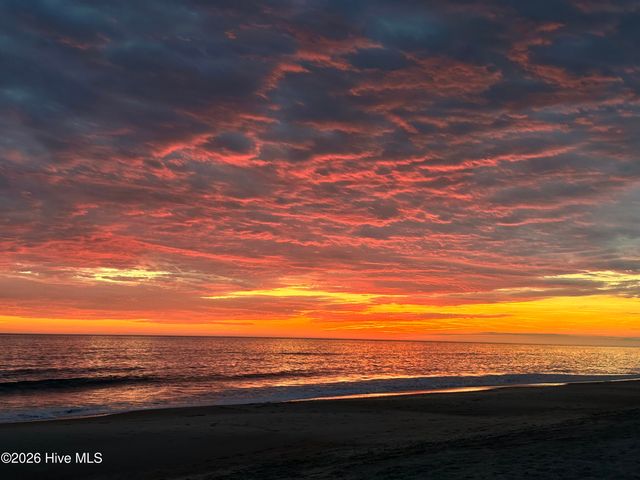 309 NE 41st Street, Oak Island, NC 28465