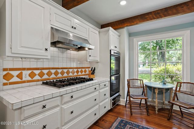 12 E Hill Drive, Jackson, MS 39216