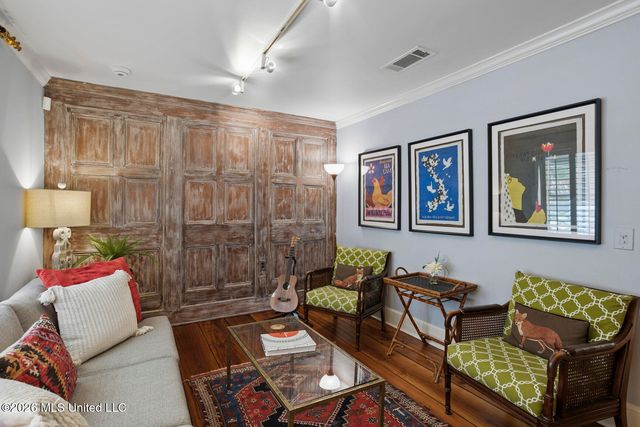 12 E Hill Drive, Jackson, MS 39216
