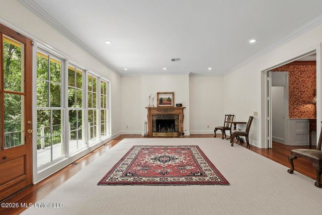 12 E Hill Drive, Jackson, MS 39216
