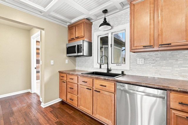 839 Lincoln DRIVE W, West Bend, WI 53095