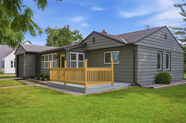 839 Lincoln DRIVE W, West Bend, WI 53095