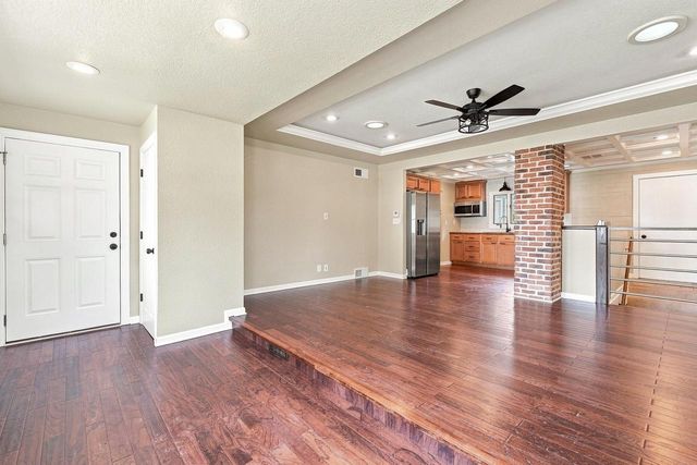 839 Lincoln DRIVE W, West Bend, WI 53095
