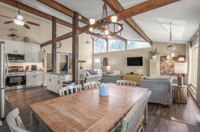 1695 Silver Lake Road NW, New Brighton, MN 55112