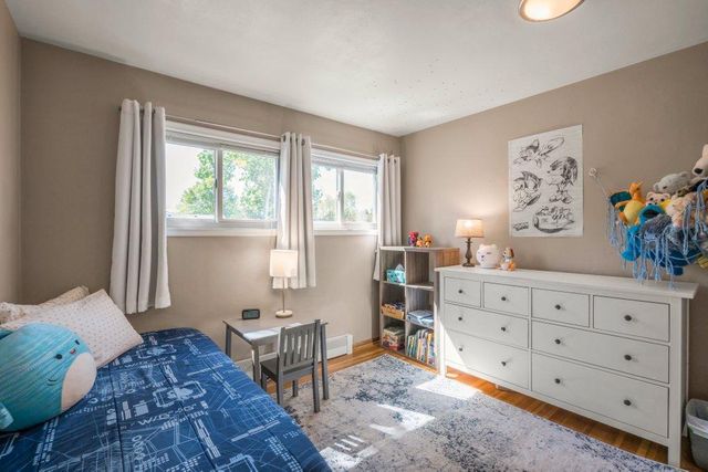 1695 Silver Lake Road NW, New Brighton, MN 55112