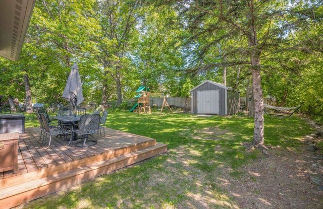 1695 Silver Lake Road NW, New Brighton, MN 55112