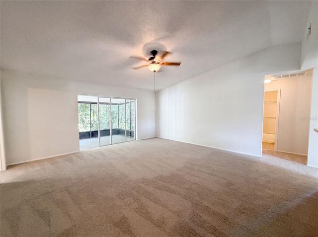 5720 KNEELAND LANE, Tampa, FL 33625