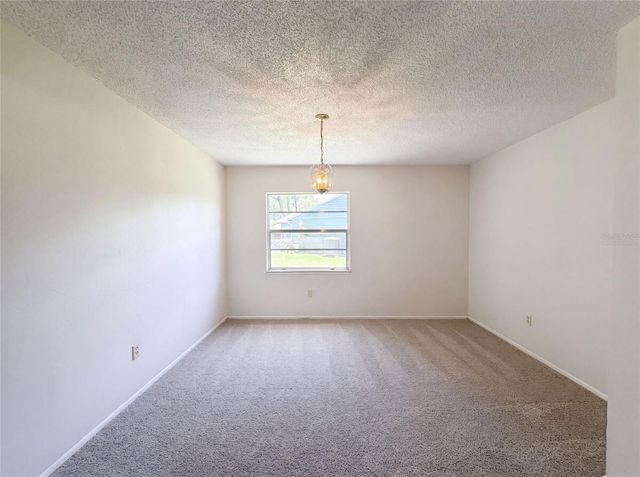 5720 KNEELAND LANE, Tampa, FL 33625