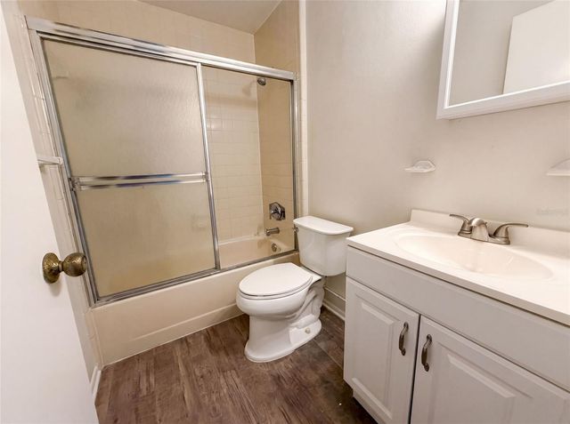 5720 KNEELAND LANE, Tampa, FL 33625