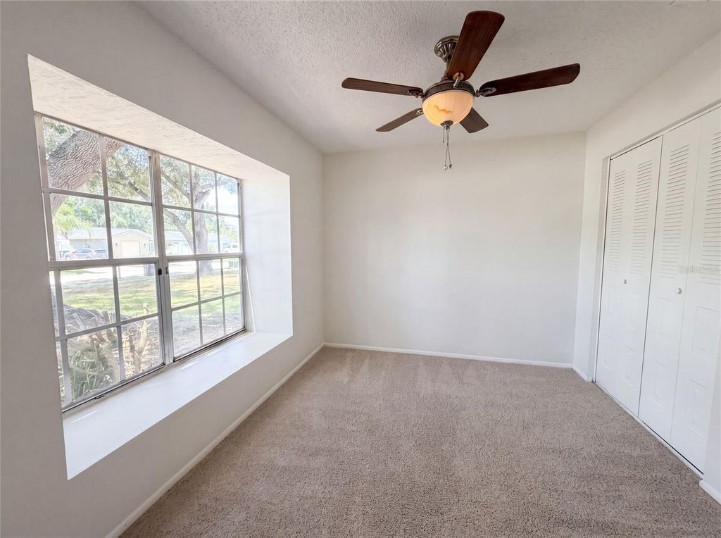 Image 18 of property listing at 5720 KNEELAND LANE, Tampa, FL 33625