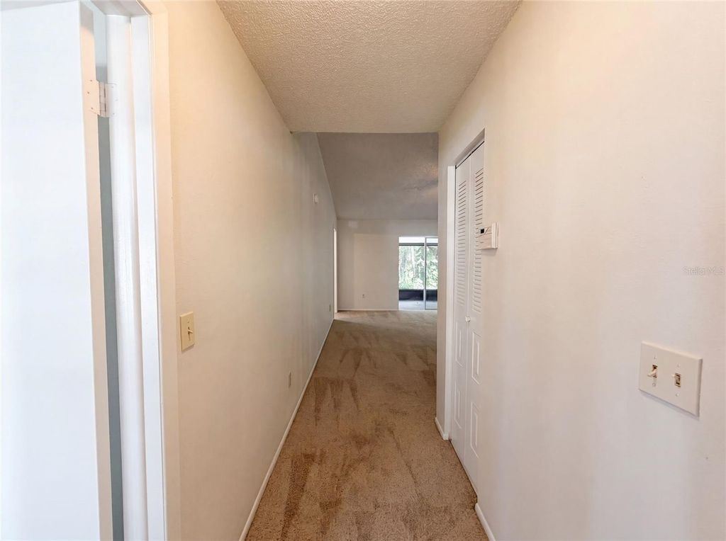 Image 19 of property listing at 5720 KNEELAND LANE, Tampa, FL 33625