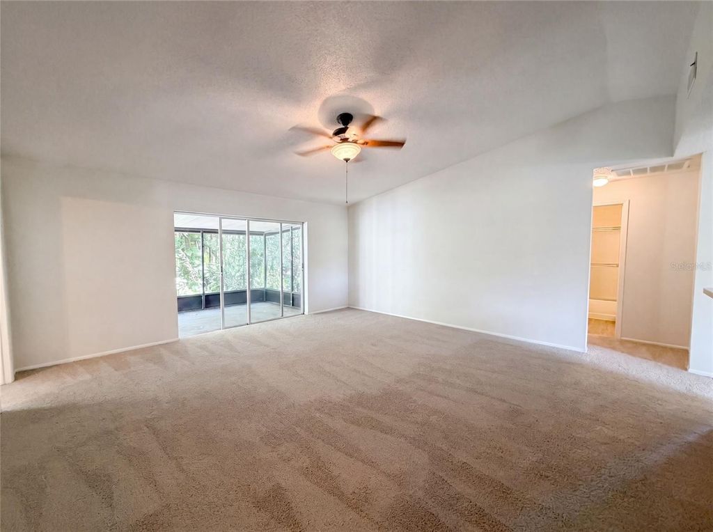 Image 3 of property listing at 5720 KNEELAND LANE, Tampa, FL 33625