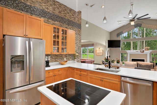 4925 BLACKHAWK Drive, St. Johns, FL 32259