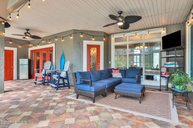 4925 BLACKHAWK Drive, St. Johns, FL 32259