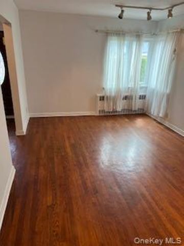 231-15 128 Road, Laurelton, NY 11413