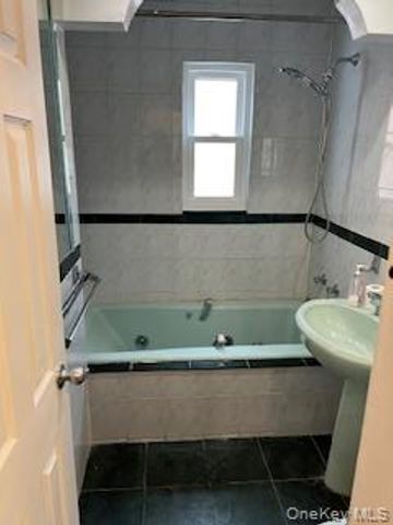 231-15 128 Road, Laurelton, NY 11413