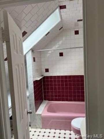 231-15 128 Road, Laurelton, NY 11413
