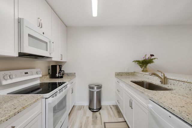 1603 16th Court, Jupiter, FL 33477