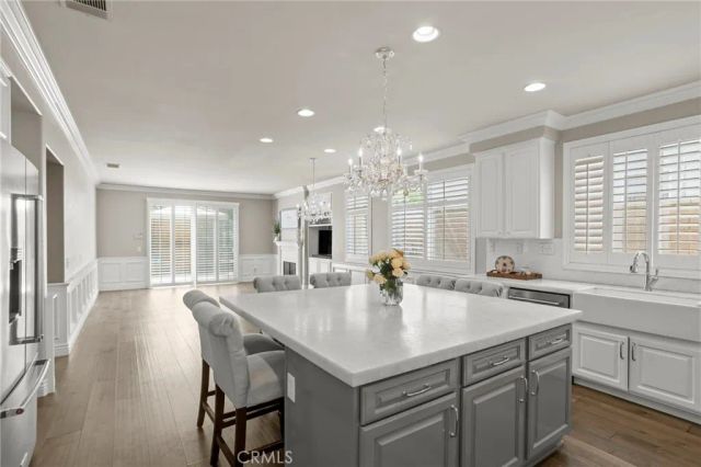 1062 Mccall Dr, Corona, CA 92881