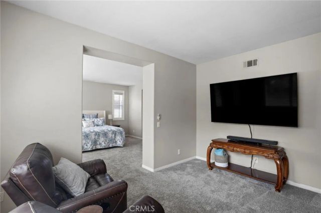 1062 Mccall Dr, Corona, CA 92881