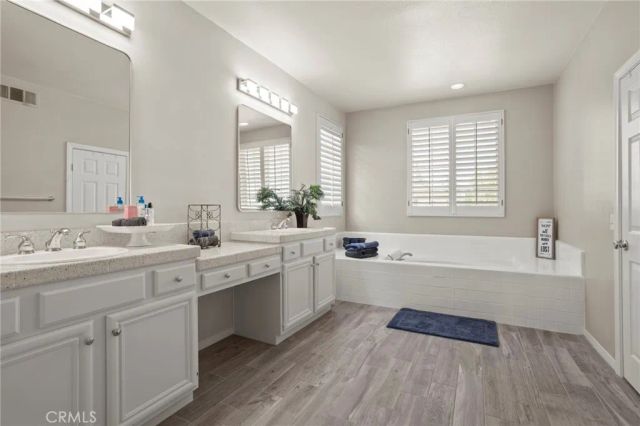 1062 Mccall Dr, Corona, CA 92881